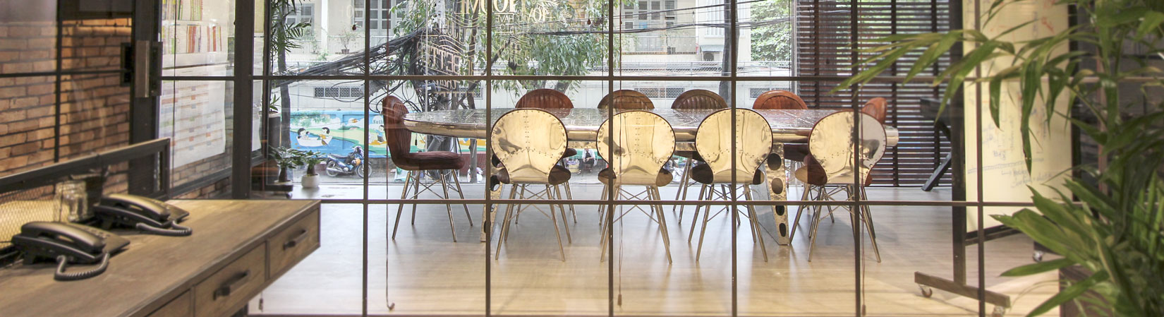 THI CÔNG HOÀN THIỆN VĂN PHÒNG ALVA